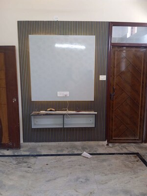 Room in 2 BHK Builder Floor at Dwarka Mor – for Sale