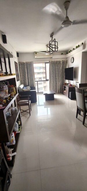1 BHK Apartment For Sale in Kanakia Rainforest, Andheri East