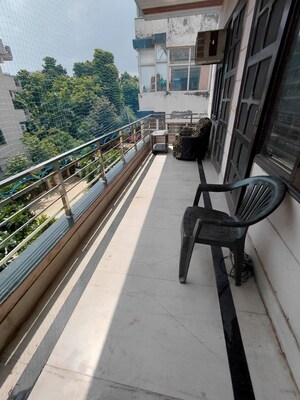 Balcony in 1.5 BHK Builder Floor at Hong Kong Bazaar, Sector 57 – for Rent