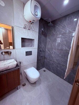 Bathroom in 1 BHK Builder Floor at Sector 46 – for Rent