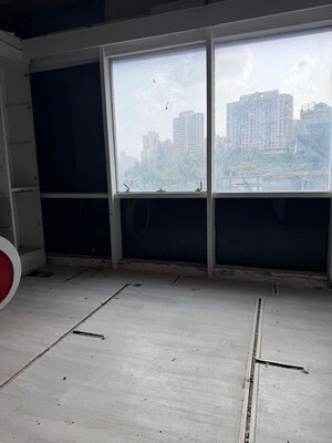 Room in  Office Space at Express Zone, Malad East – for Sale