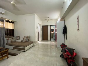 1 BHK Apartment For Rent in Lodha Amara, Kolshet Road