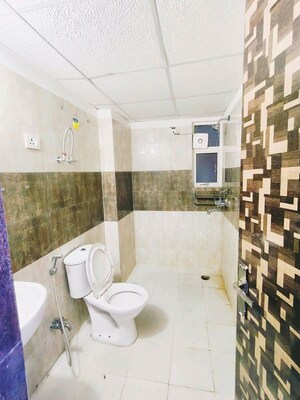 Bathroom in 3 BHK Apartment at Amrapali Verona Heights, Tech Zone 4 Greater Noida – for Sale
