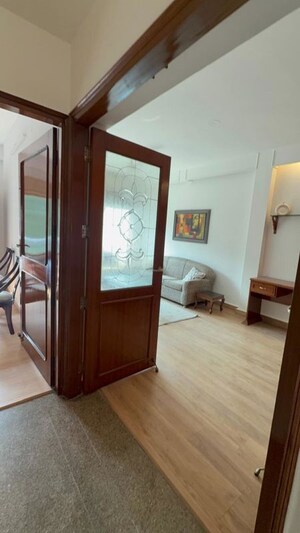 Room in 3 BHK Builder Floor at Greater Kailash ii – for Rent