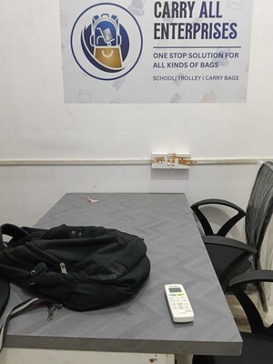  Office Space For Rent in Express Zone, Malad East