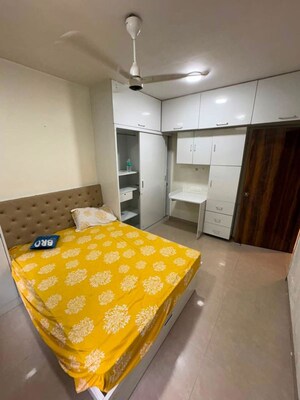 2 BHK Apartment For Rent in Kalpataru Sunrise Grande, Kolshet Road