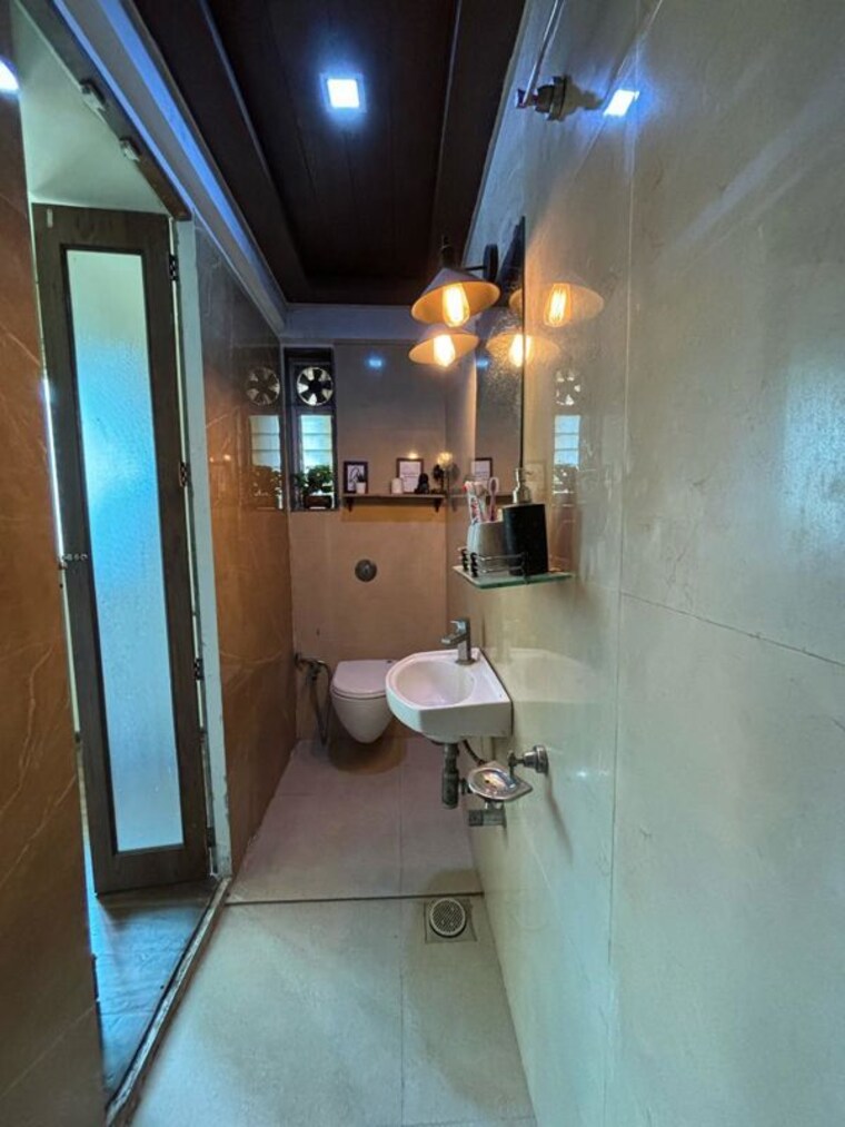 Bathroom, arman-apartment-kurla-west 1 Bedroom 450 Sq.Ft. Apartment In Kurla West Mumbai 10689765