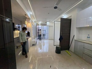 Living Room in 2.5 BHK Builder Floor at Smart World Gems, Sector 89 – for Sale