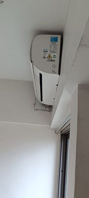 Building Lobby in 2 BHK Apartment at Kalpataru Sunrise Grande, Kolshet Road – for Rent