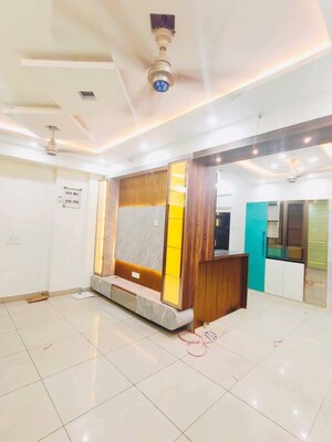 Team Area in 3 BHK Apartment at Amrapali Verona Heights, Tech Zone 4 Greater Noida – for Sale