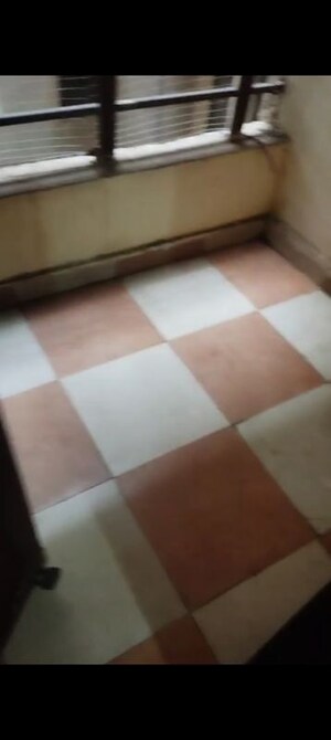 Room in 2 BHK Apartment at Vasu Fortune Residency, Raj Nagar Extension – for Rent