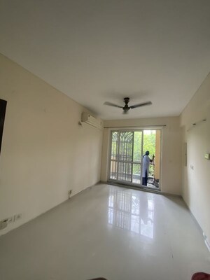 Room in 4 BHK Builder Floor at BPTP Parkland Pride, Sector 77 – for Sale