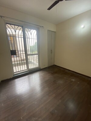 Staircase in 4 BHK Builder Floor at BPTP Parkland Pride, Sector 77 – for Sale
