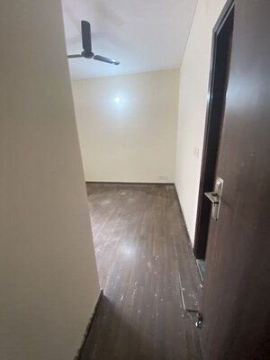 Room in 4 BHK Builder Floor at BPTP Parkland Pride, Sector 77 – for Sale