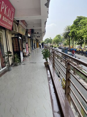 Shop – Exterior View View at BPTP Parklands, Sector 76 - for Sale