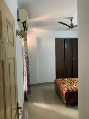 Bedroom in 3.5 BHK Apartment at Supertech Cape Town, Sector 74 – for Rent