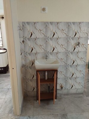  3 BHK Apartment at Dum Dum Park – for Rent