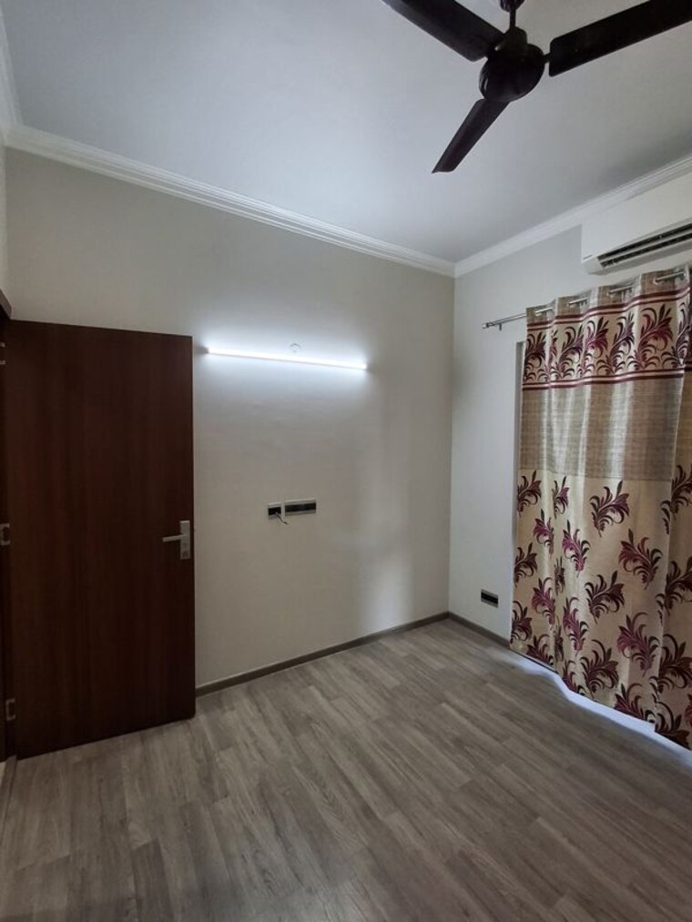 Room, central-park-flower-valley 3 Bedroom 1230 Sq.Ft. Builder Floor In Sohna Sector 33 Gurgaon 10689826