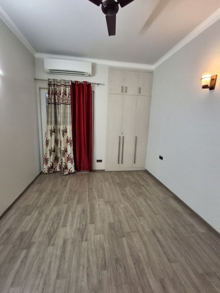 Room, central-park-flower-valley 3 Bedroom 1230 Sq.Ft. Builder Floor In Sohna Sector 33 Gurgaon 10689826