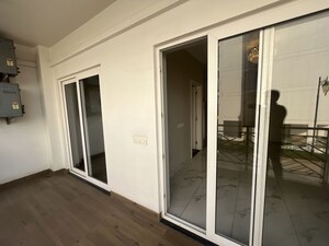 Building Lobby in 3 BHK Builder Floor at Central Park Flower Valley, Sohna Sector 33 – for Rent