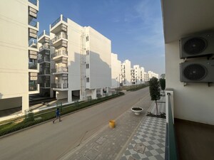 3 BHK Builder Floor – Exterior View View at Central Park Flower Valley, Sohna Sector 33 - for Rent
