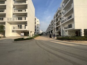 3 BHK Builder Floor – Exterior View View at Central Park Flower Valley, Sohna Sector 33 - for Rent