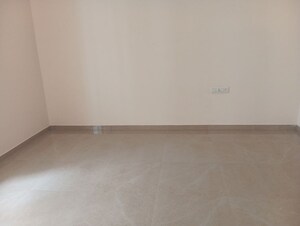 Room in 1 BHK Apartment at Piramal Vaikunth, Balkum Pada – for Rent