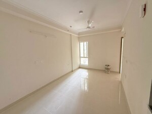 2 BHK Builder Floor For Rent in Sector 22
