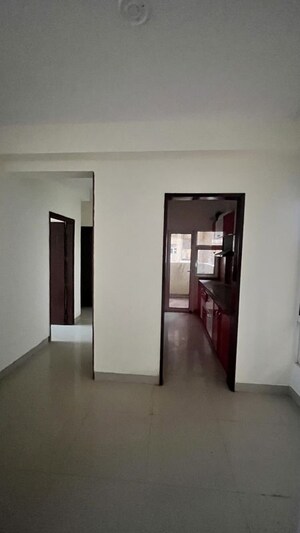 Room in 2 BHK Apartment at Eldeco Accolade, Sohna Sector 2 – for Sale