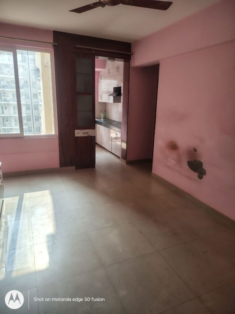 Room, signature-global-the-roselia 2 Bedroom 970 Sq.Ft. Apartment In Sector 95a Gurgaon 10689905