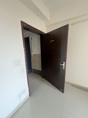 Furnished Amenities in 2 BHK Apartment at Eldeco Accolade, Sohna Sector 2 – for Sale