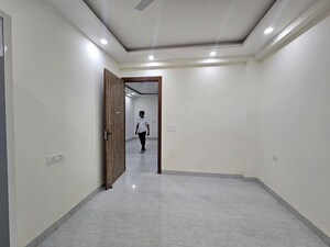 Room in 2 BHK Builder Floor at Palm Residency Chhatarpur, Chattarpur – for Rent