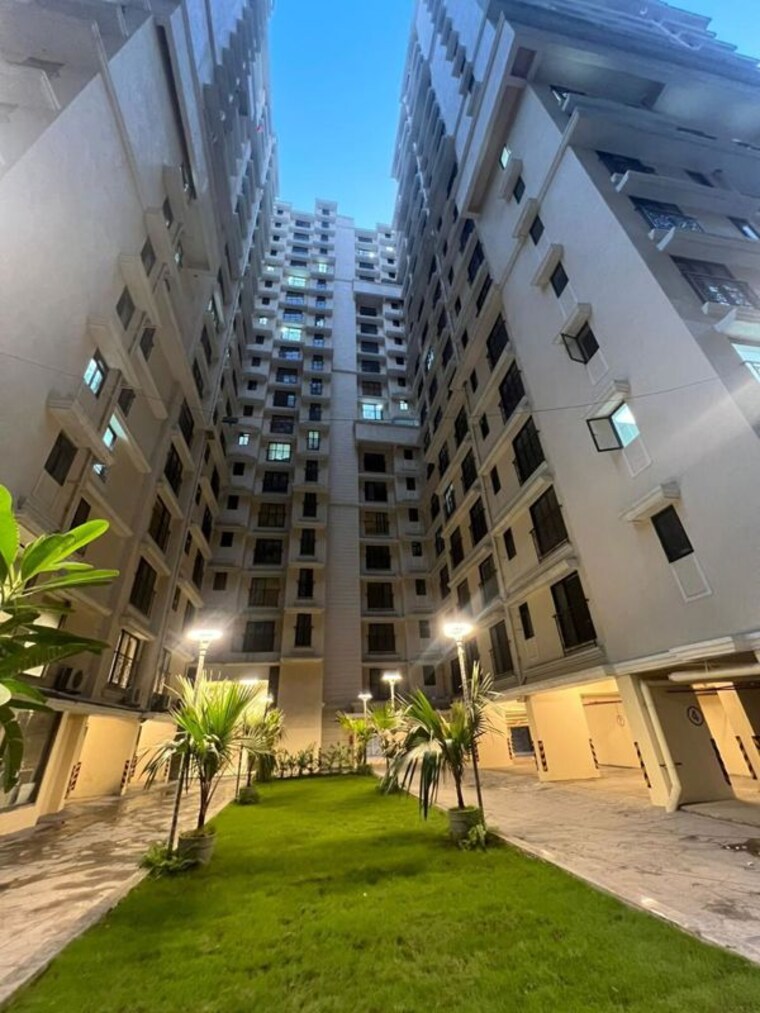 Exterior View, chandiwala-pearl-heaven Pg For Boys & Girls In Andheri East 10689903