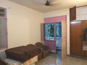 Living Room in 3 BHK Builder Floor at Mayur Vihar 1 – for Rent