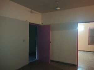 Room in 3 BHK Builder Floor at Mayur Vihar 1 – for Rent