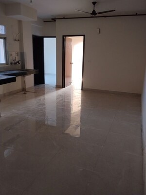 Room in 2 BHK Apartment at Signature Global The Roselia, Sector 95a – for Sale