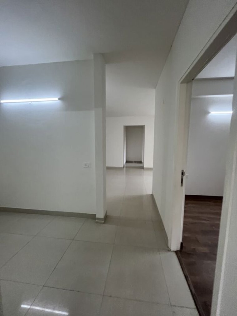 Kitchen, silverglades-the-melia 2 Bedroom 1425 Sq.Ft. Apartment In Sohna Sector 35 Gurgaon 10689935
