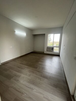Room in 2 BHK Apartment at Silverglades The Melia, Sohna Sector 35 – for Sale