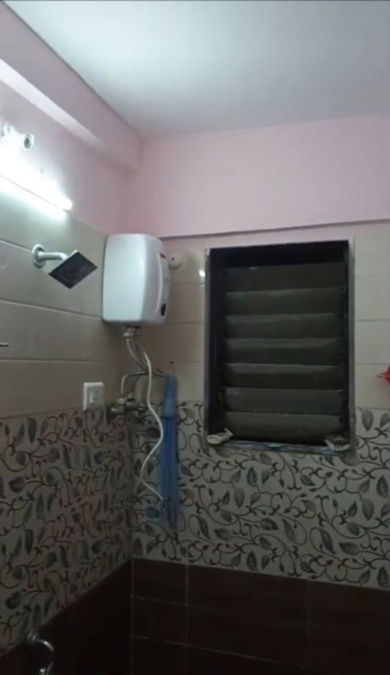 Bathroom, ketan-apartments-dadar-east 1 Bedroom 410 Sq.Ft. Apartment In Dadar East Mumbai 10689954