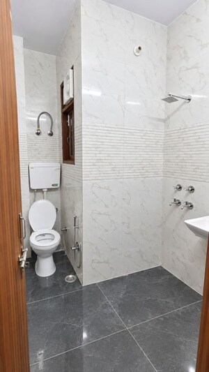 Bathroom in 2 BHK Builder Floor at Naraina – for Rent