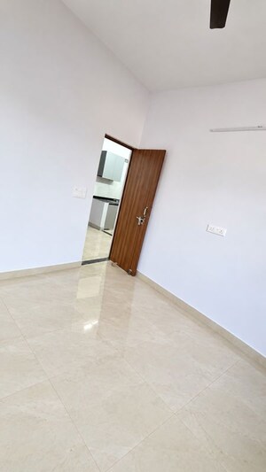 2 BHK Builder Floor For Rent in Naraina