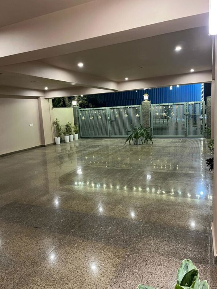  Parking, chattarpur 2 Bedroom 850 Sq.Ft. Builder Floor In Chattarpur Delhi 10689973
