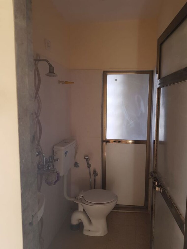 Bathroom, fiama-residency 2 Bedroom 845 Sq.Ft. Apartment In Thane West Thane 10689978