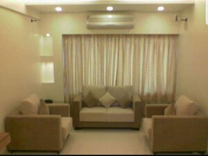 2 BHK Apartment For Sale in Ashirwad CHS Dadar East, Dadar East