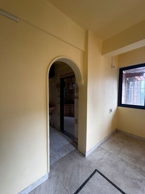 Room in 2 BHK Apartment at Naupada – for Sale