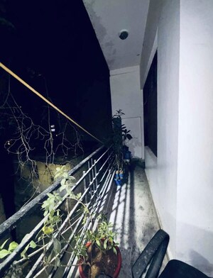 Balcony in 2 BHK Builder Floor at Subhash Nagar – for Rent