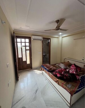 3 BHK Builder Floor For Rent in Rajouri Garden