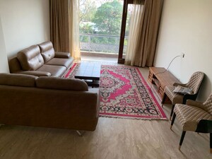 Bedroom in 3 BHK Builder Floor at Jor Bagh – for Rent