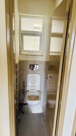 Bathroom in 3 BHK Builder Floor at Sector 21 – for Rent