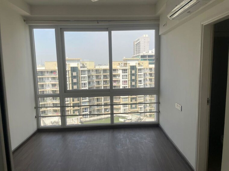 Room, emaar-palm-terraces-select 4 Bedroom 2410 Sq.Ft. Apartment In Sector 66 Gurgaon 10690034